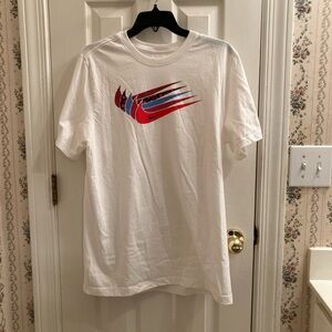 Nike White Graphic T-Shirt